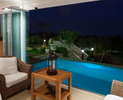 ระบบบานเลื่อนและบานหมุน SUNFLEX SF25 / กระจกทั้งหมด