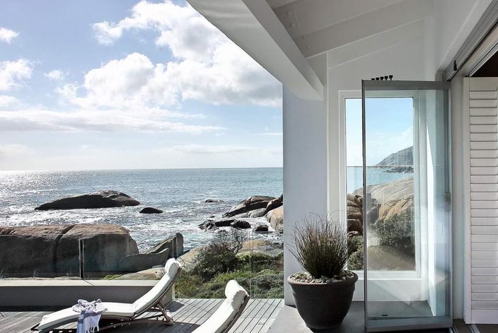 Sliding Doors VS Swing Doors